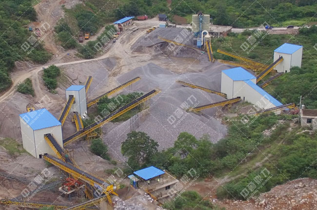 湖南婁底雙峰縣湘軍采石場(chǎng)時(shí)產(chǎn)800-1000噸破碎制砂生產(chǎn)線